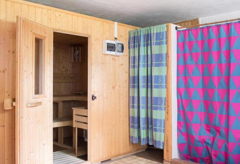 Апартаменты 1 Спальня, Penzion Signum Laudis