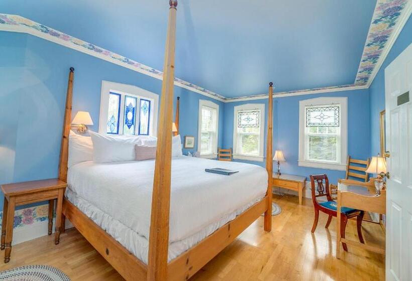 חדר דלוקס עם מיטת קינג, Yelton Manor Bed And Breakfast