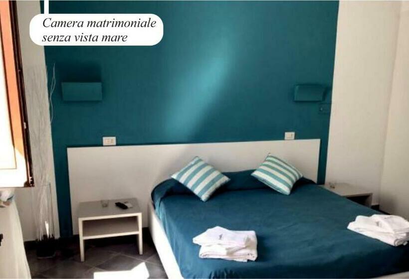 اتاق استاندارد, Da Nino Sul Mare