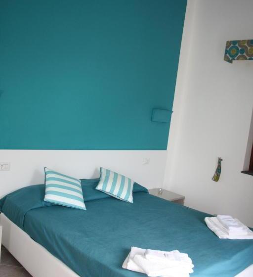 اتاق استاندارد سه نفره, Da Nino Sul Mare