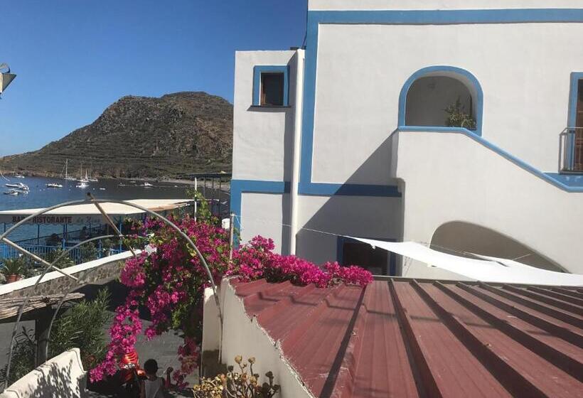 اتاق استاندارد سه نفره, Da Nino Sul Mare