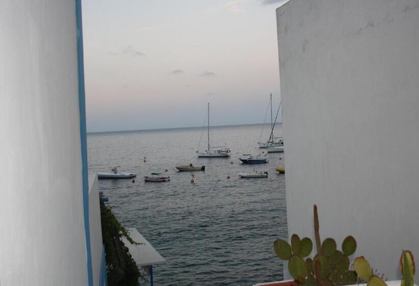 اتاق استاندارد چهار تخته, Da Nino Sul Mare