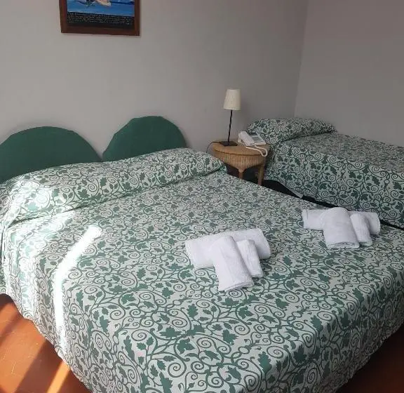 ベーシックトリプルルーム, Albergo Lungomare