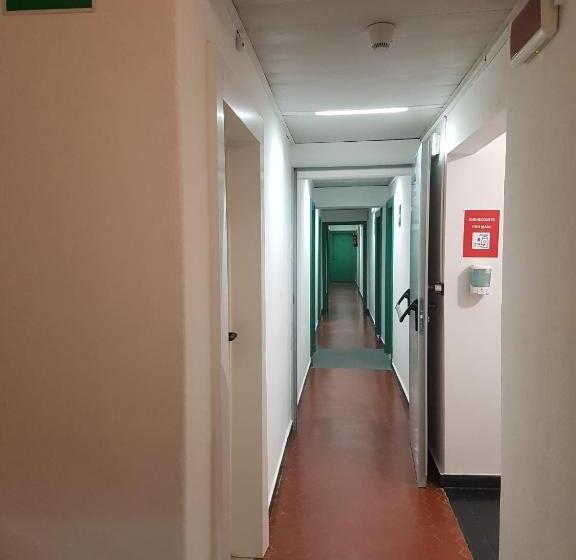 スタンダード４人部屋, Albergo Lungomare