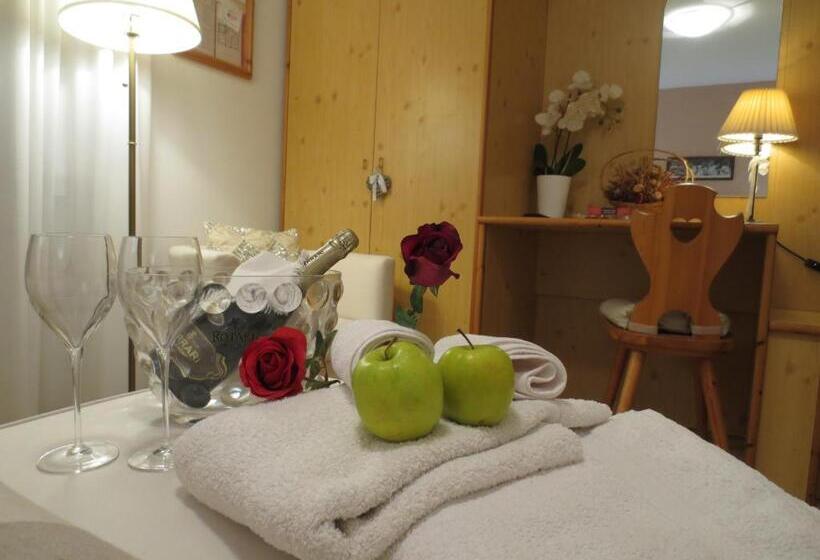 חדר סטנדרט, Aurora