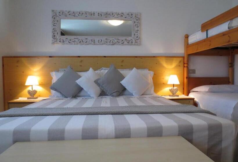 חדר סטנדרט לארבעה, Aurora