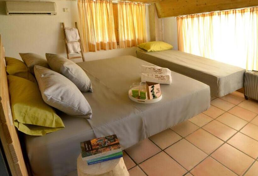 חדר סטנדרט לשלושה, El Jou Nature