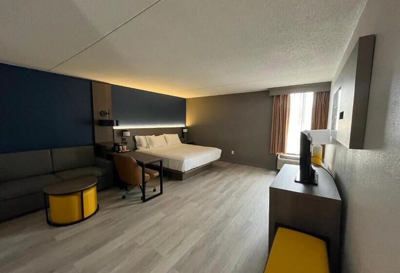 Люкс Кровать Кинг, Rodeway Inn & Suites