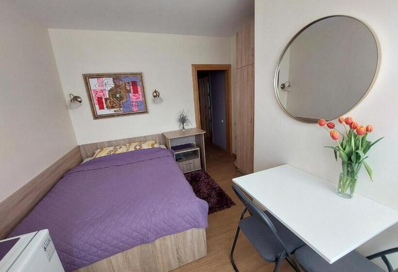 اتاق استاندارد با تراس, Nida Guesthouse At Loreta