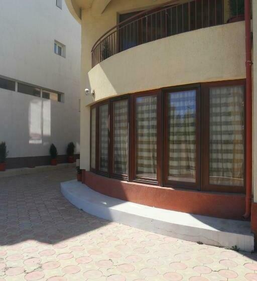 Vila 1 Dormitori, Raluca