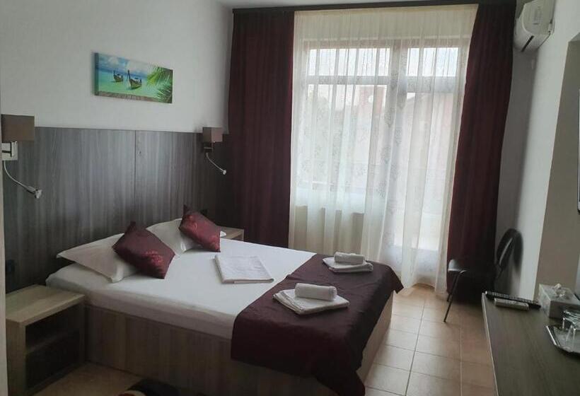 Habitació Estàndard amb Balconada, Raluca