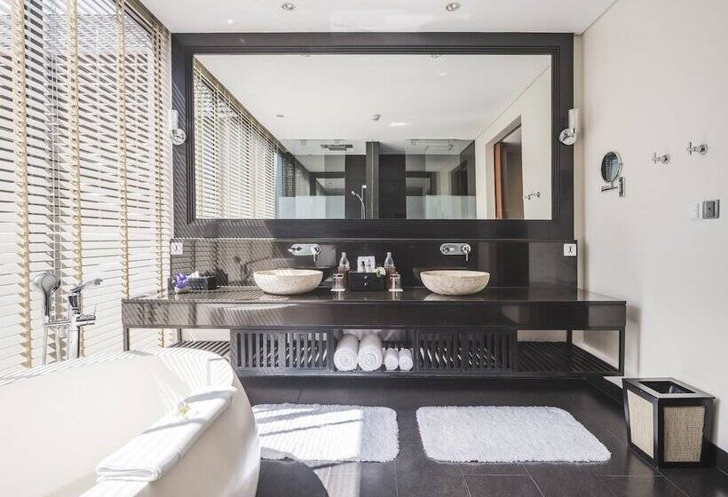 Апартаменты 2 Спальни с Бассейном, Anantara Mai Khao Phuket Villas