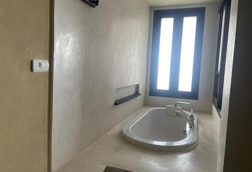 Номер Deluxe Вид на Море, Bhundhari Residence Koh Samui