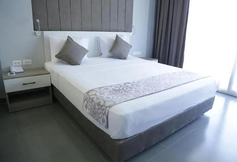 Perhesviitti, Aladdin Beach Resort