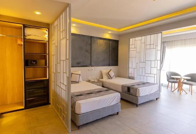 Junior Suite Garden View