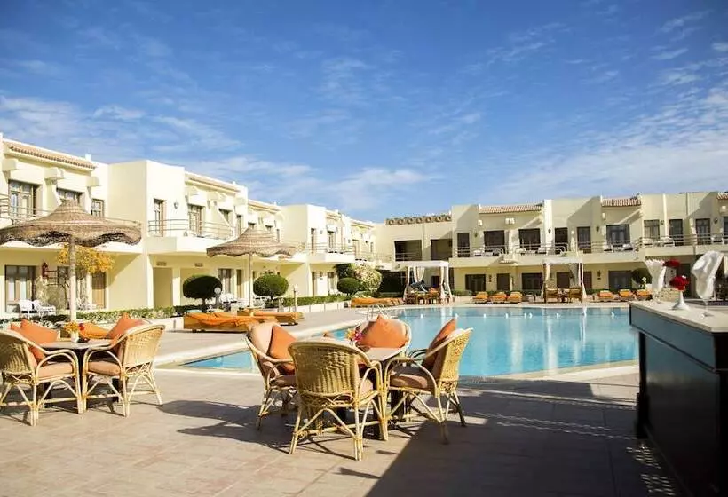 اتاق استاندارد, Cataract Layalina Naama Bay