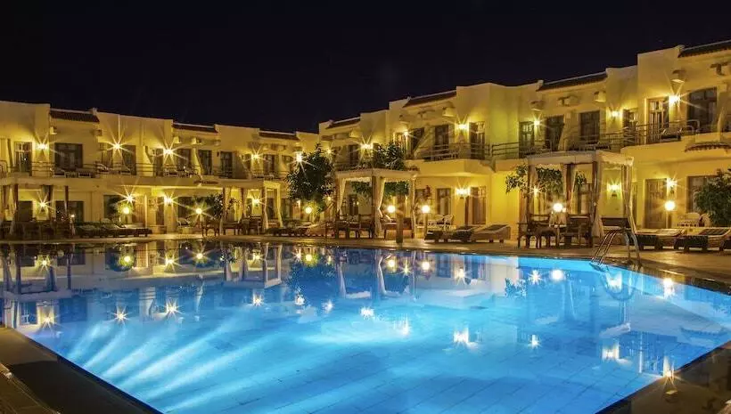 اتاق استاندارد, Cataract Layalina Naama Bay