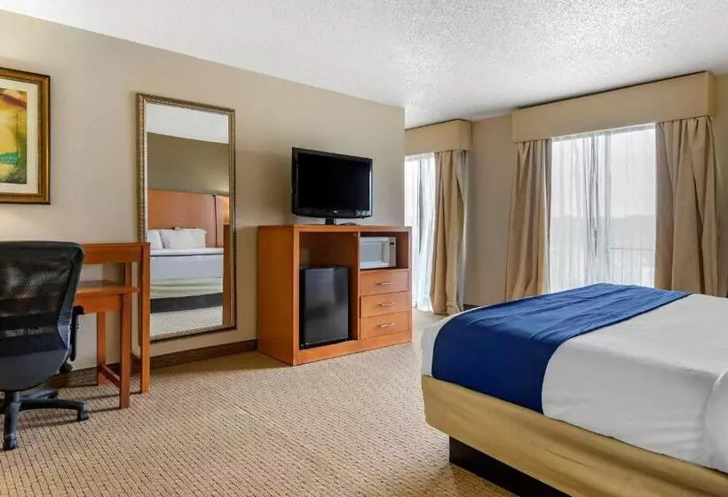 キングサイズベッドのスイートルーム, Comfort Suites Auburn Hills Detroit