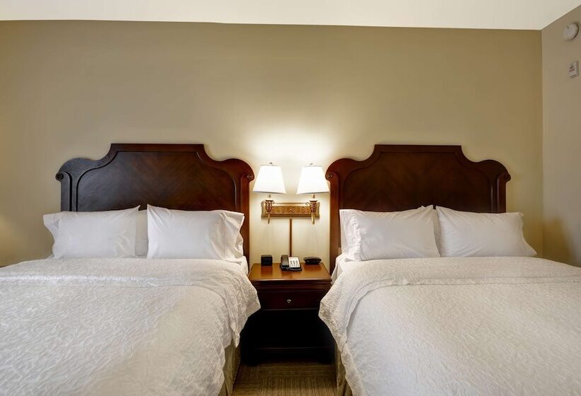 חדר סטנדרט, Hampton Inn & Suites Savannah Historic District