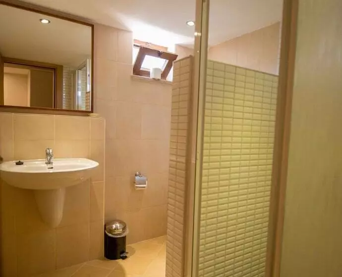 Deluxe-huone, Holiday Calbis