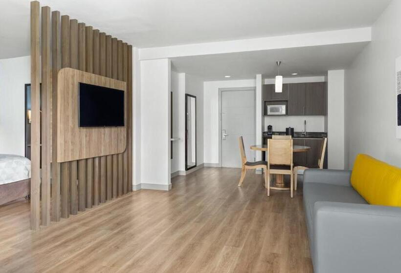 이그제큐티브 스위트, Holiday Inn Express San Jose Forum Costa Rica, An Ihg