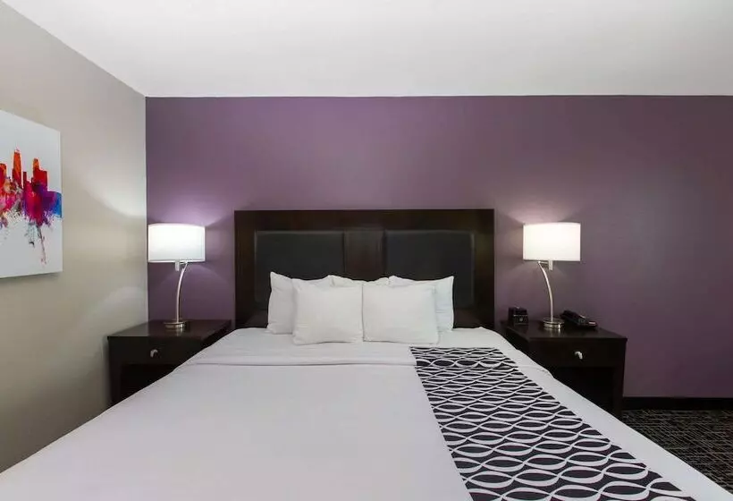 デラックスルーム, La Quinta By Wyndham Blue Springs