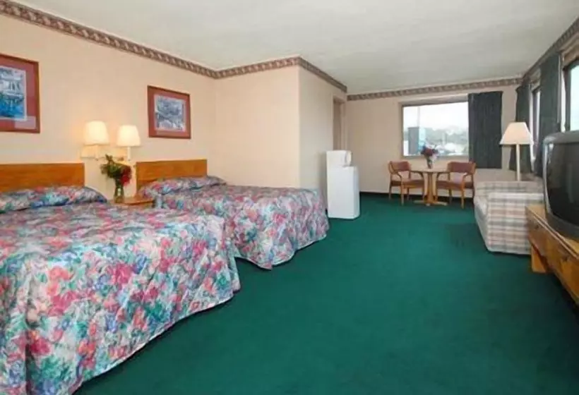 ２ダブルベッドのスタンダードルーム, Rodeway Inn & Suites Rehoboth Beach