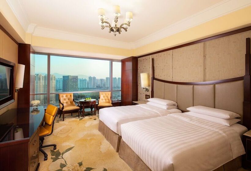 Club Room, Shangri La Wenzhou A Panoramic View Of The River, Adjacent To Wenzhou International Convention And E