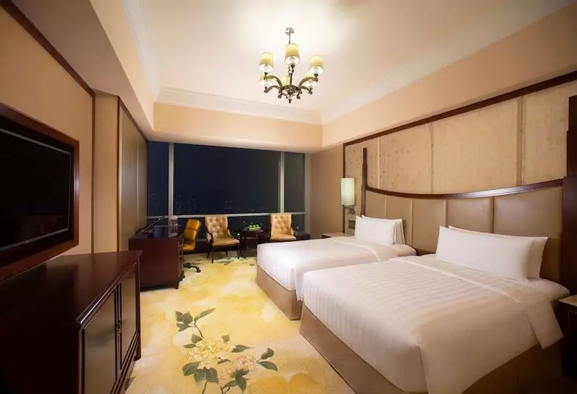 クラブルーム, Shangri La Wenzhou A Panoramic View Of The River, Adjacent To Wenzhou International Convention And E
