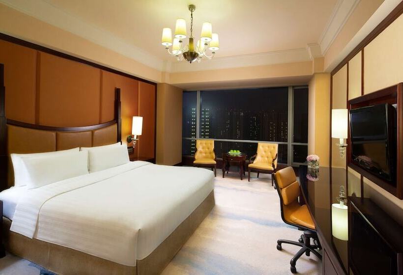 Deluxe Room, Shangri La Wenzhou A Panoramic View Of The River, Adjacent To Wenzhou International Convention And E