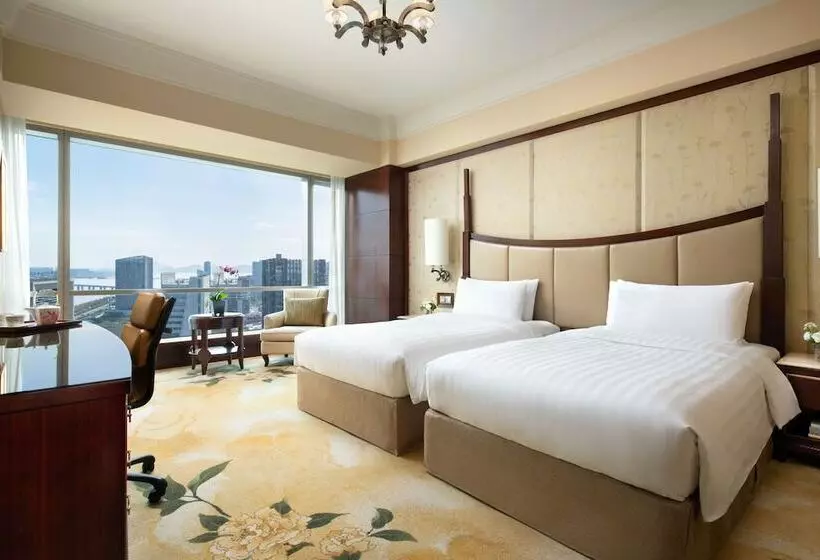 クラブルーム, Shangri La Wenzhou A Panoramic View Of The River, Adjacent To Wenzhou International Convention And E