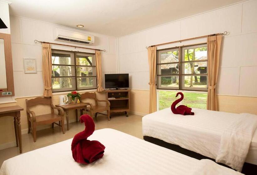 غرفة ديلوكس, The Legacy River Kwai Resort