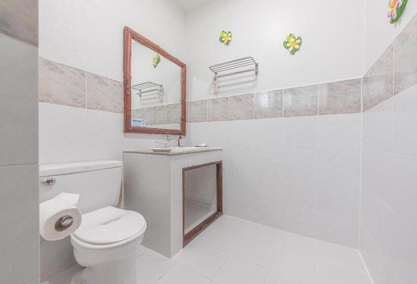 غرفة سوبيريور, The Legacy River Kwai Resort