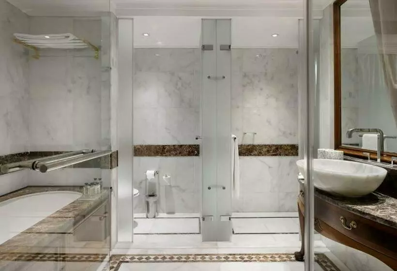 Premium Room, Titanic Mardan Palace
