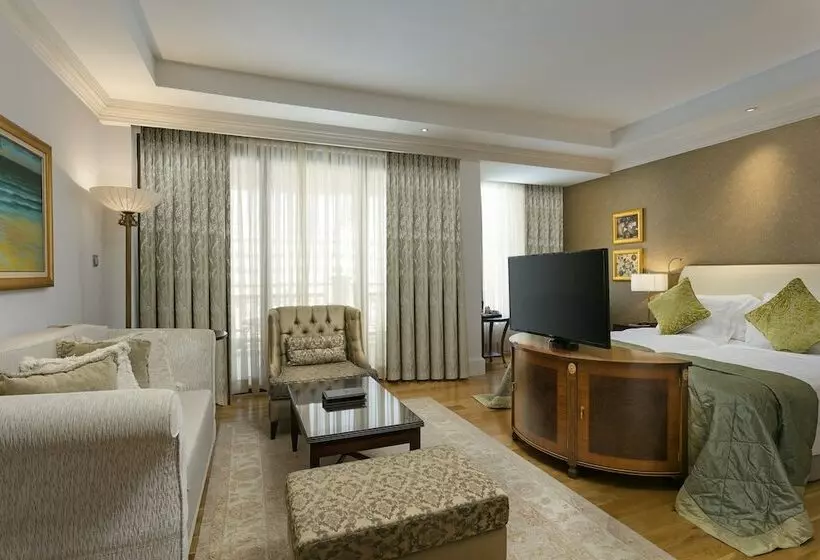 Premium Room, Titanic Mardan Palace