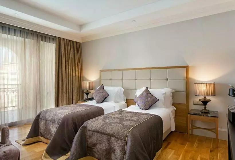 Duplex Suite, Titanic Mardan Palace