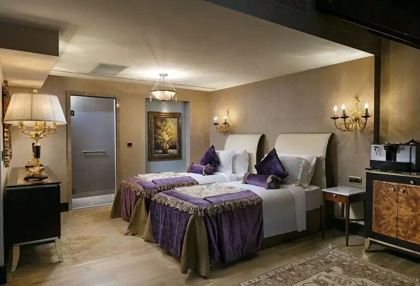 Duplex Suite, Titanic Mardan Palace