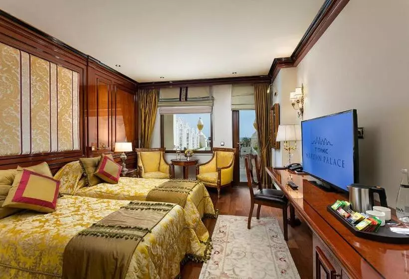 Classic Room, Titanic Mardan Palace