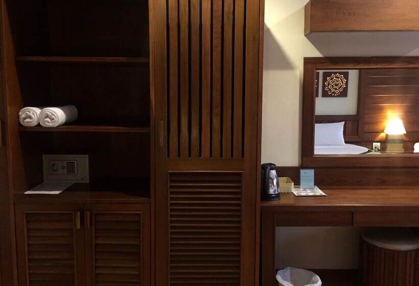 패밀리 룸, Bel Aire Patong