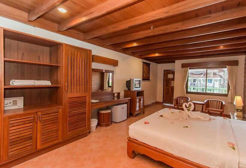 수피리어 룸, Bel Aire Patong