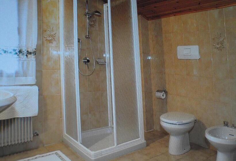 标准三人间, Garni Meublè La Baita