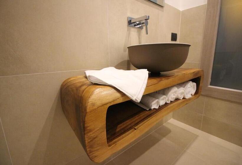 Трехместный Номер Deluxe, Almare' B&b