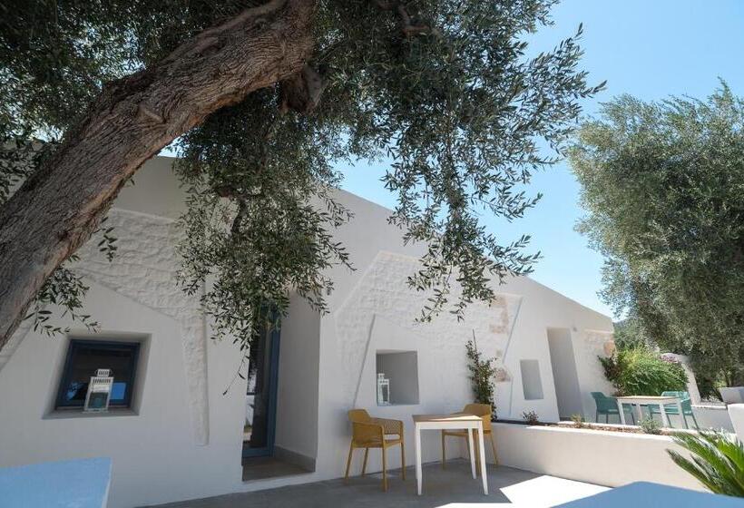 اتاق استاندارد سه تخته با چشمانداز باغ, Il Pagliaio B&b