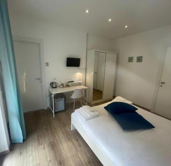 اتاق استاندارد با بالکن, Suites Colombo 32