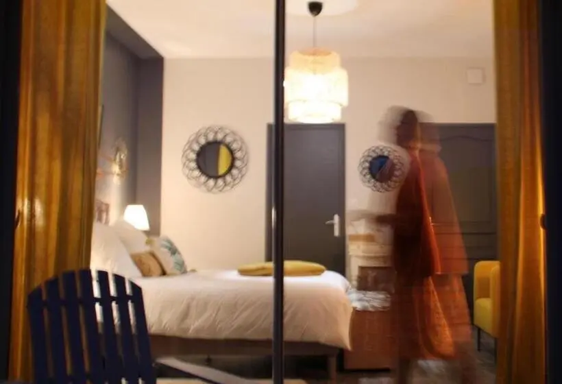 اتاق سوپریور, Le Rez De Jardin Albi
