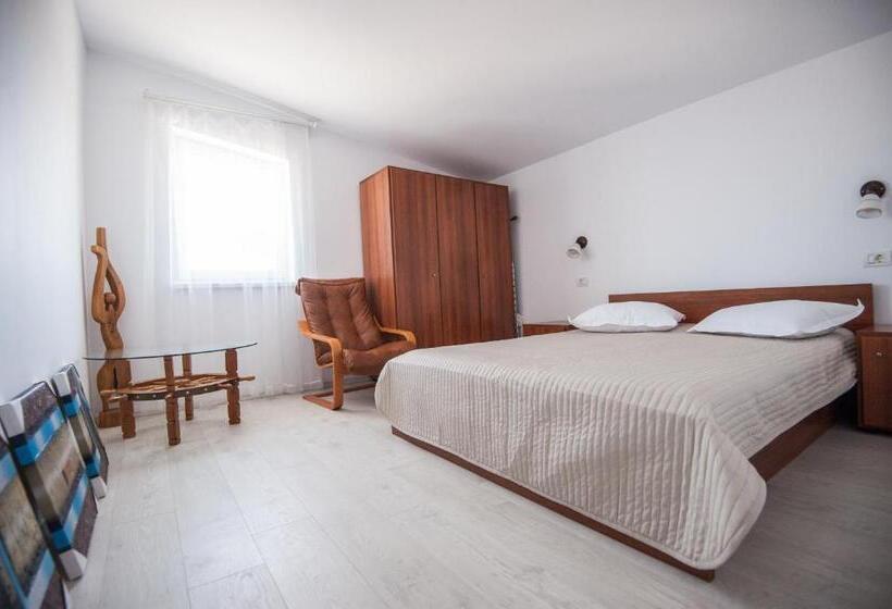 דירה בת חדר שינה 1 עם מרפסת, Vila Flux Mamaia Nord