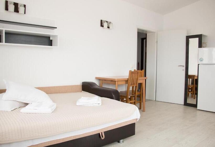 דירה בת חדר שינה 1 עם מרפסת, Vila Flux Mamaia Nord