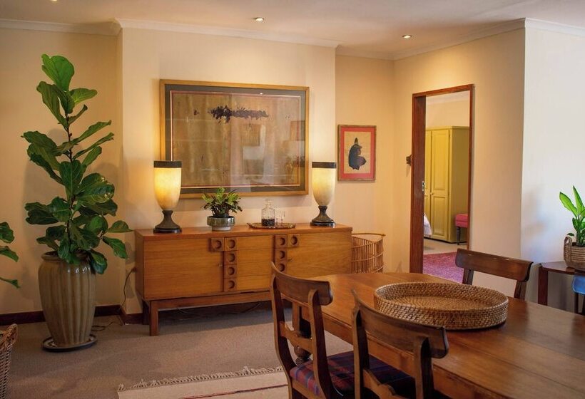 Президентский Люкс, 5 Seasons Guest House