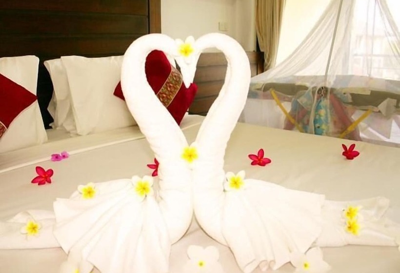 스탠다드 스튜디오, Chawenglakeview Condotel