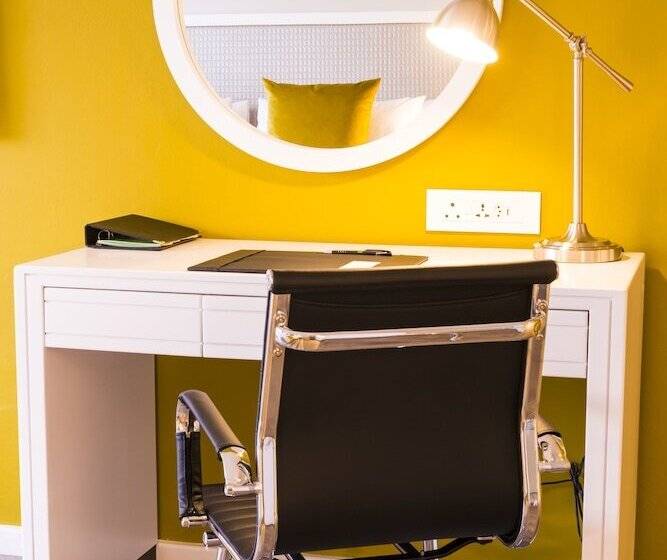 غرفة قياسية مطلّة علي البحر, Simon S Town Quayside